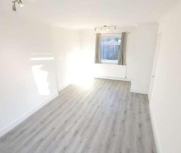 Cherry Way, Hatfield, AL10 - Photo 3