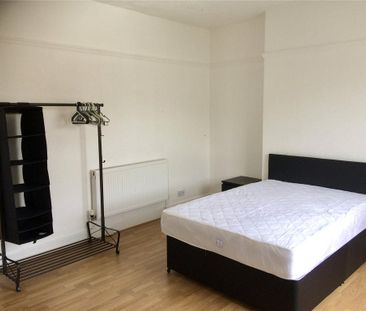 6 bedroom semi-detached house to rent - Photo 6