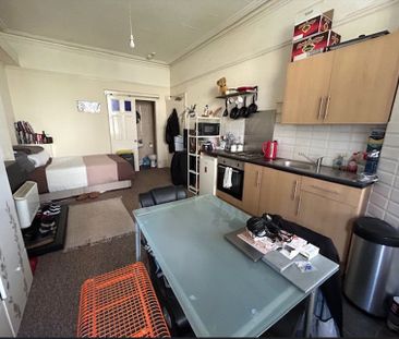 1 bedroom studio to rent - Photo 4