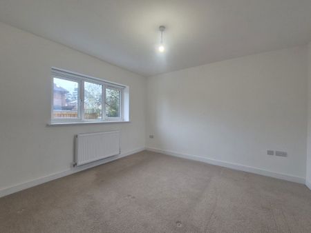 Franchise Street, Kidderminster, Worcestershire, DY11 - Photo 4