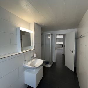 St-Imier, studio on the ground floor in the city center - Photo 2