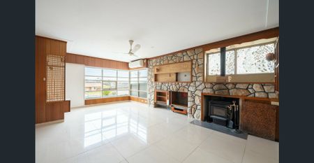 Large Block, Close to town - Photo 2