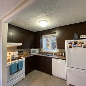 Beau Logement 2 Chambres Sur 3 étages - Photo 3