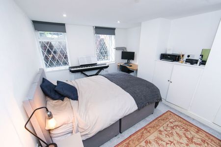 Burchett Grove, Leeds - Photo 4