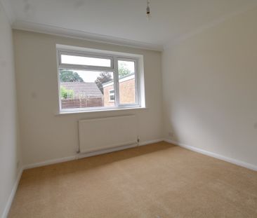 Jubilee Drive, Ash Vale, Aldershot, GU12 - Photo 3