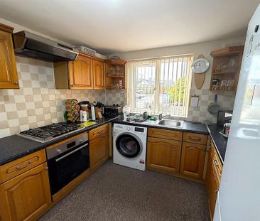 2 bedroom detached bungalow to rent - Photo 5