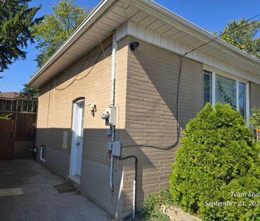 For Lease - 122 Kitchener Road, Toronto, Ontario - Photo 5