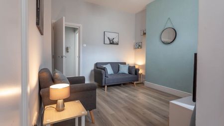 Apt 1, 45 Camden Street, Belfast BT9 6AT - Photo 5