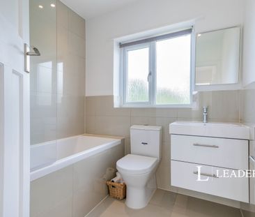 4 bedroom house to rent Sandlands Road, Walton on the Hill, KT20 - Photo 5