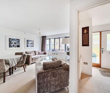 2 bedroom end of terrace house to rent - Photo 1