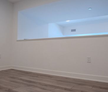 For Lease - 312 Erb Street Unit# 105, Waterloo, Ontario - Photo 1