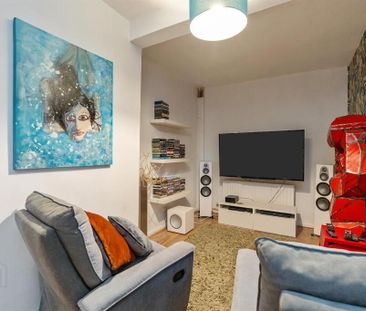 119 South Street, Newtownards, BT23 4JY - Photo 1