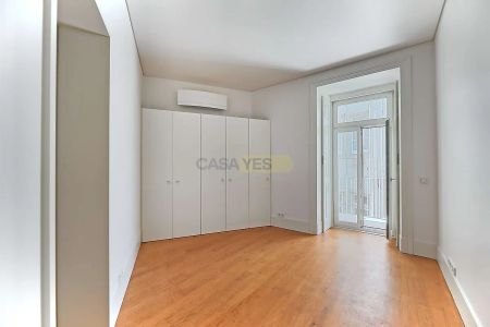 Apartment T2 in Santo António, Lisboa - Photo 3