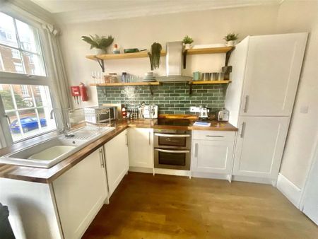 1 bedroom flat to rent - Photo 3