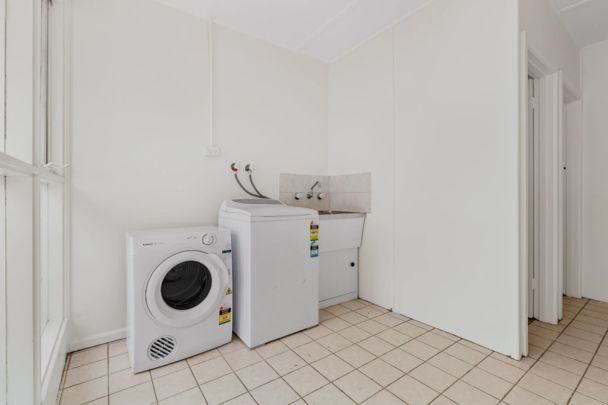 49 Beddoe Avenue, Melbourne - Photo 1