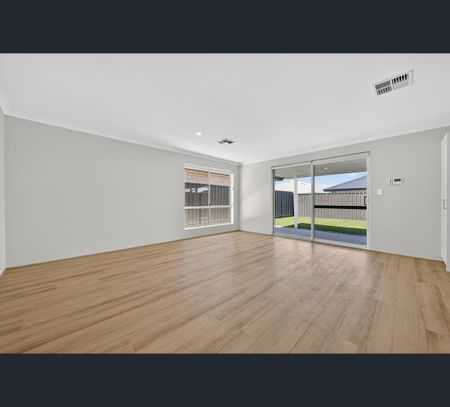 17a Blackmore Loop, Brabham, WA 6055 - Photo 4