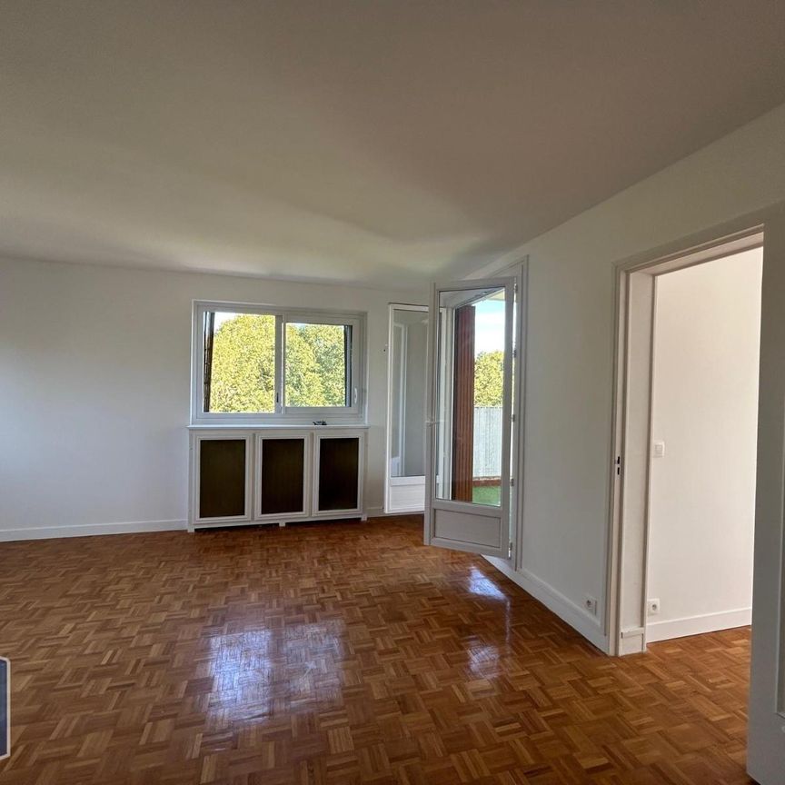 Location Appartement 3 pièces 69m² ST GERMAIN EN LAYE 78100 - Photo 1
