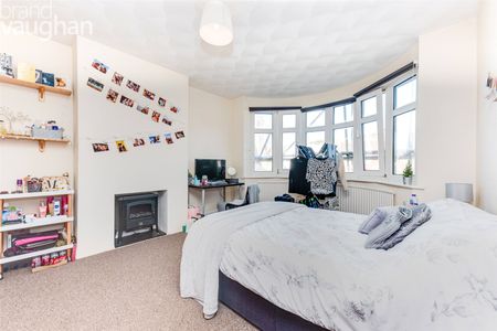 6 bedroom semi-detached house to rent - Photo 3