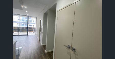 One bedroom apartment in Waterloo For lease! - Photo 3