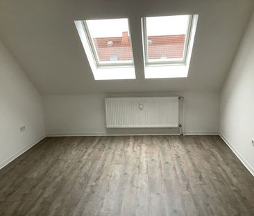 Gemütliche, frische renovierte 3-Zimmer-Dachgeschosswohnung! - Photo 5