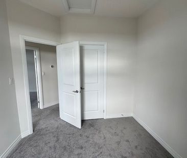 For Lease - 89 Blue Pond Drive, Brampton, Ontario - Photo 5