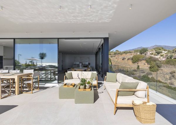 Luxury Villa for rent in Benahavís, Spain