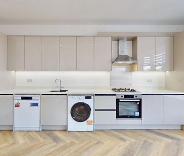 2 bedroom flat to rent - Photo 5