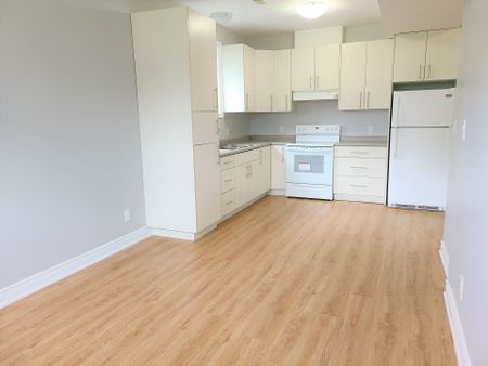 For Lease - 11 Donald Avenue Unit# Lower, Welland, Ontario - Photo 5