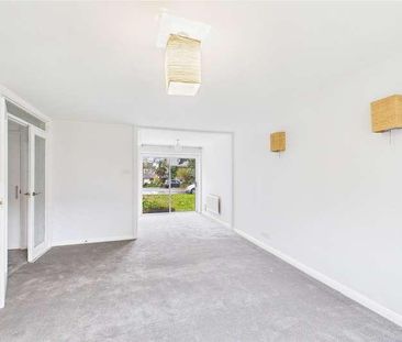 Fernley Court, Maidenhead, Berkshire, SL6 - Photo 2