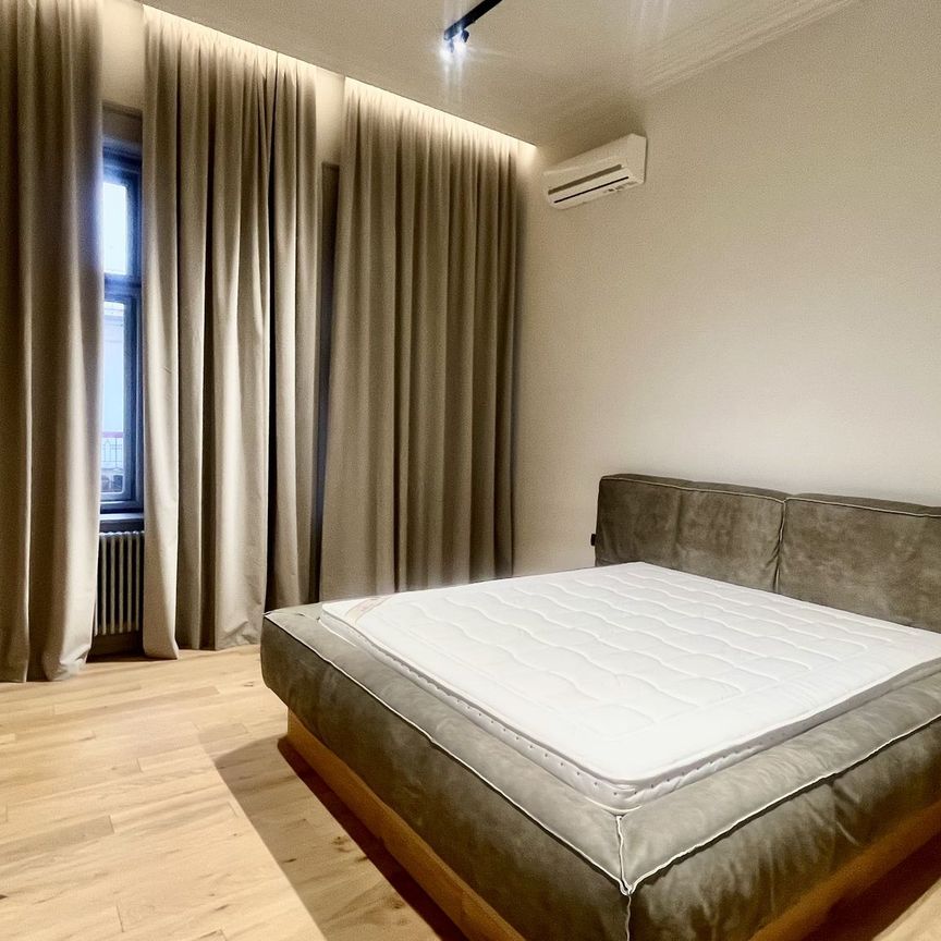 Viața la kilometrul 0 | 93 mp, design premium în Piața Victoriei - Fotografie 1
