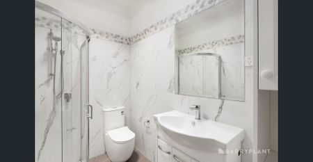 Renovated and Luxurious living in Brighton East - 5 bedrooms - 4 bathrooms - Photo 5