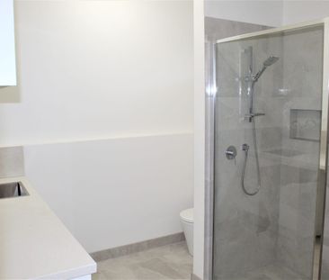 MODERN 2 BEDROOM UNIT - Photo 5