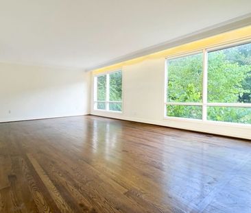 For Lease - 19 Chieftain Crescent, Toronto, Ontario - Photo 1