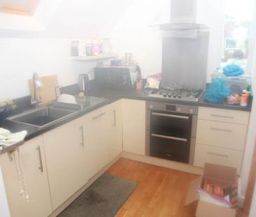 1 bedroom semi-detached house to rent - Photo 2