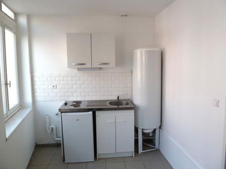 Location Appartement 1 pièce 27m² DOUAI 59500 - Photo 2