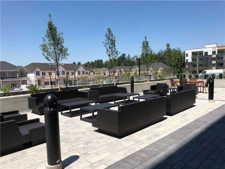 For Lease - 555 William Graham Drive Unit# 421, Aurora, Ontario - Photo 2