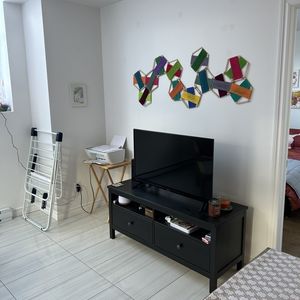 3 1/2 Rénové: Stationnement Près De Tout - Photo 3
