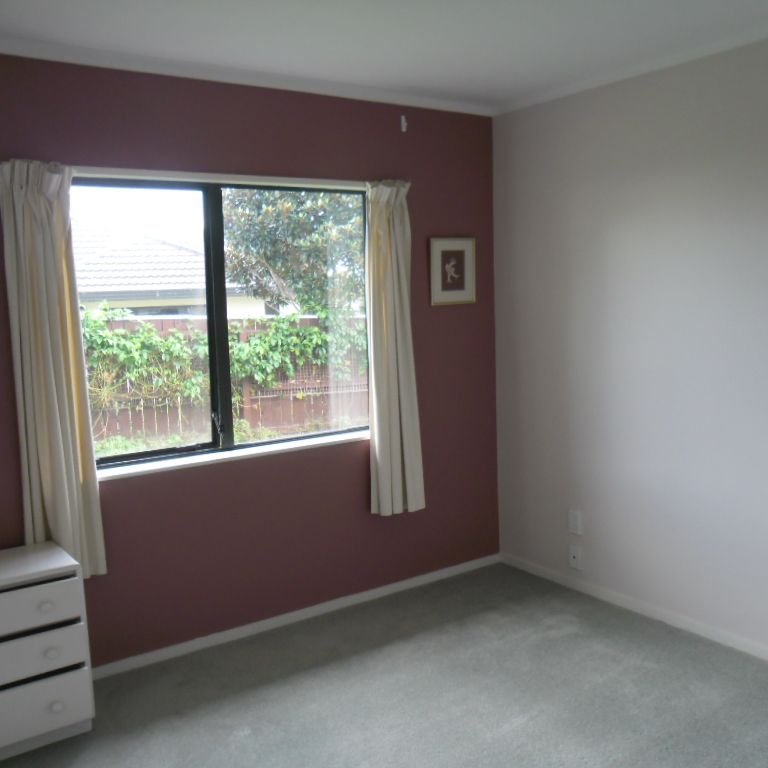 Paraparaumu - 3 Bedrooms - Photo 1