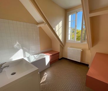 Location Appartement 2 pièces 61m² TOURS 37200 - Photo 3