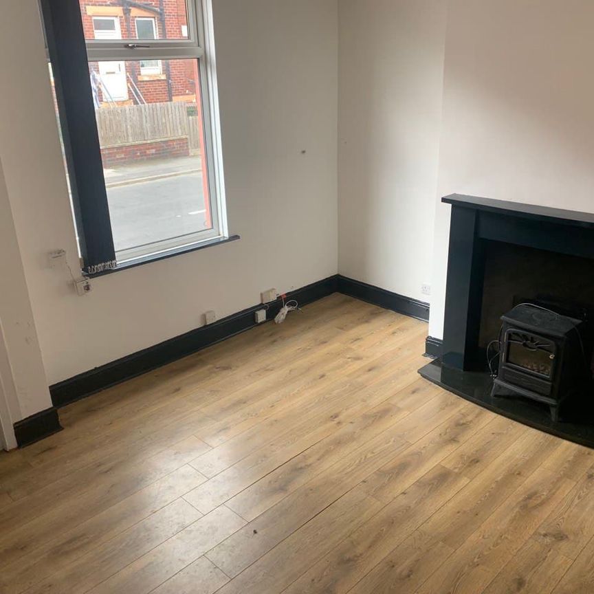 Shafton View - Photo 1