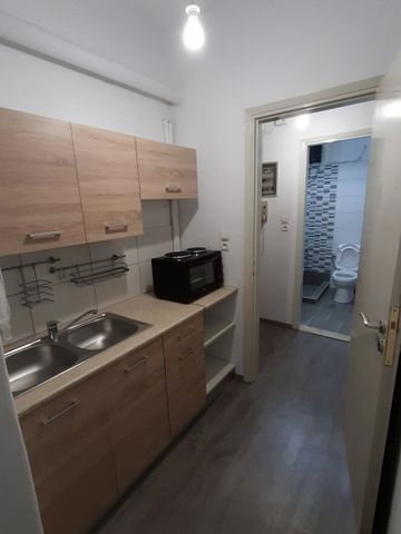 Studio/Γκαρσονιέρα για ενοικίαση - Λαμία, - Photo 2