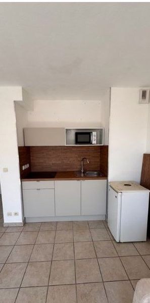 T2 - Photo 1