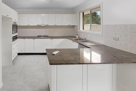 Modern Comfort in a Prime Denistone Location - Photo 3