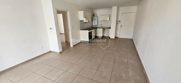 LE ROVE! Résidence La Garrigue, très bel appartement de type 3 de 60 m² avec terrasse de 16 m² et place de parking en sous-sol, - Photo 1