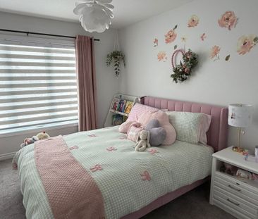 For Lease - 2986 Turner Crescent, London South, Ontario - Photo 1