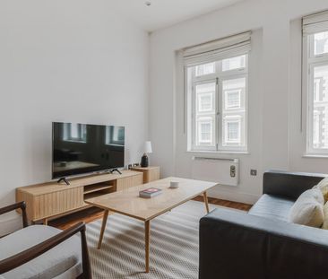 Queensborough Terrace - Photo 1