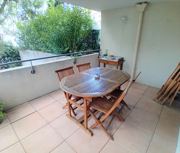 AIX LA DURANNE APPARTEMENT T3 MEUBLE AVEC TERRASSE ET GARAGE, - Photo 1