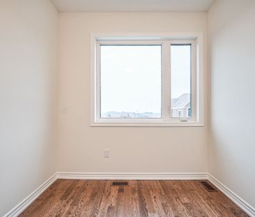 For Lease - 4 Thomas Frisby Jr. Crescent, Markham, Ontario - Photo 3