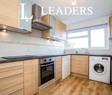 3 bedroom house to rent St. Chads Road, Bishops Tachbrook, CV33 - Photo 5