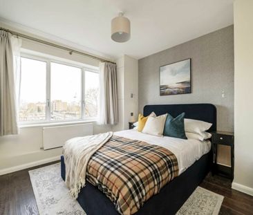 St. Mary Abbots Terrace - Photo 4